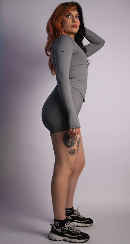 𝗘̘̚𝗿̘̚𝗿̘̚𝗼̘̚𝗿̘̚ 𝟰̘̚𝟬̘̚𝟰̘̚: Dawn - Glitchborne Valkyrie Set in Smoke