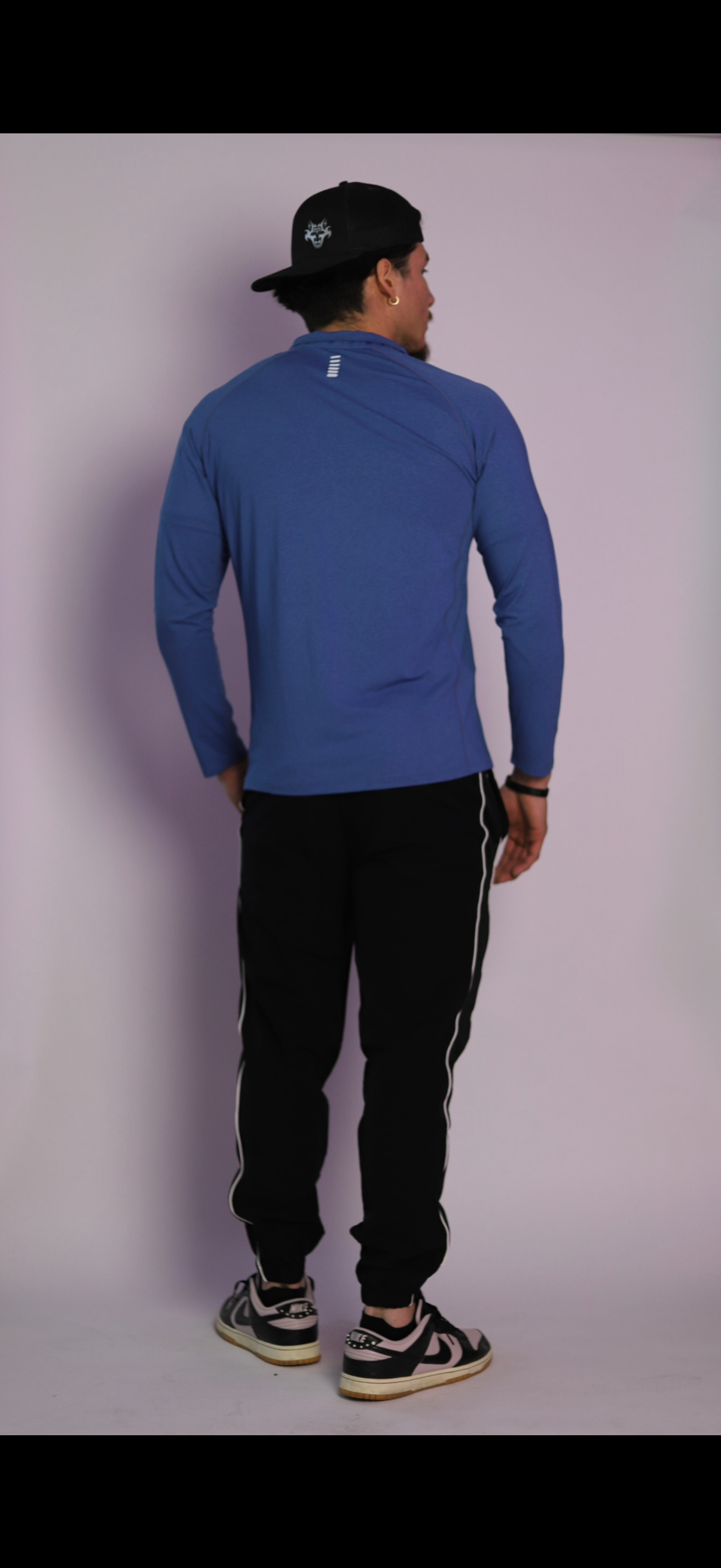 𝗘̘̚𝗿̘̚𝗿̘̚𝗼̘̚𝗿̘̚ 𝟰̘̚𝟬̘̚𝟰̘̚: Dawn - Malware Stitch Quarter Zip in Azure