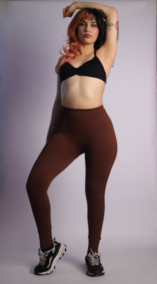 𝗘̘̚𝗿̘̚𝗿̘̚𝗼̘̚𝗿̘̚ 𝟰̘̚𝟬̘̚𝟰̘̚: Dawn - Nullweaver Leggings in Umber