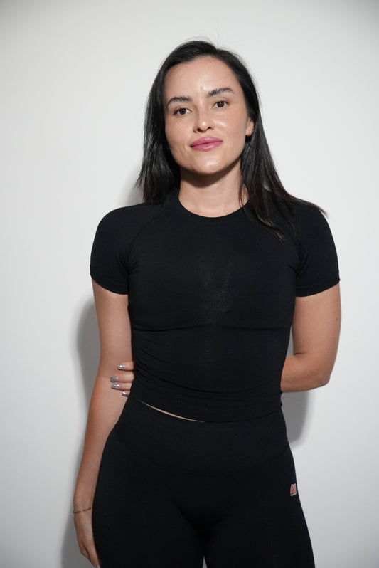 Stone Fox Short Sleeve - Black