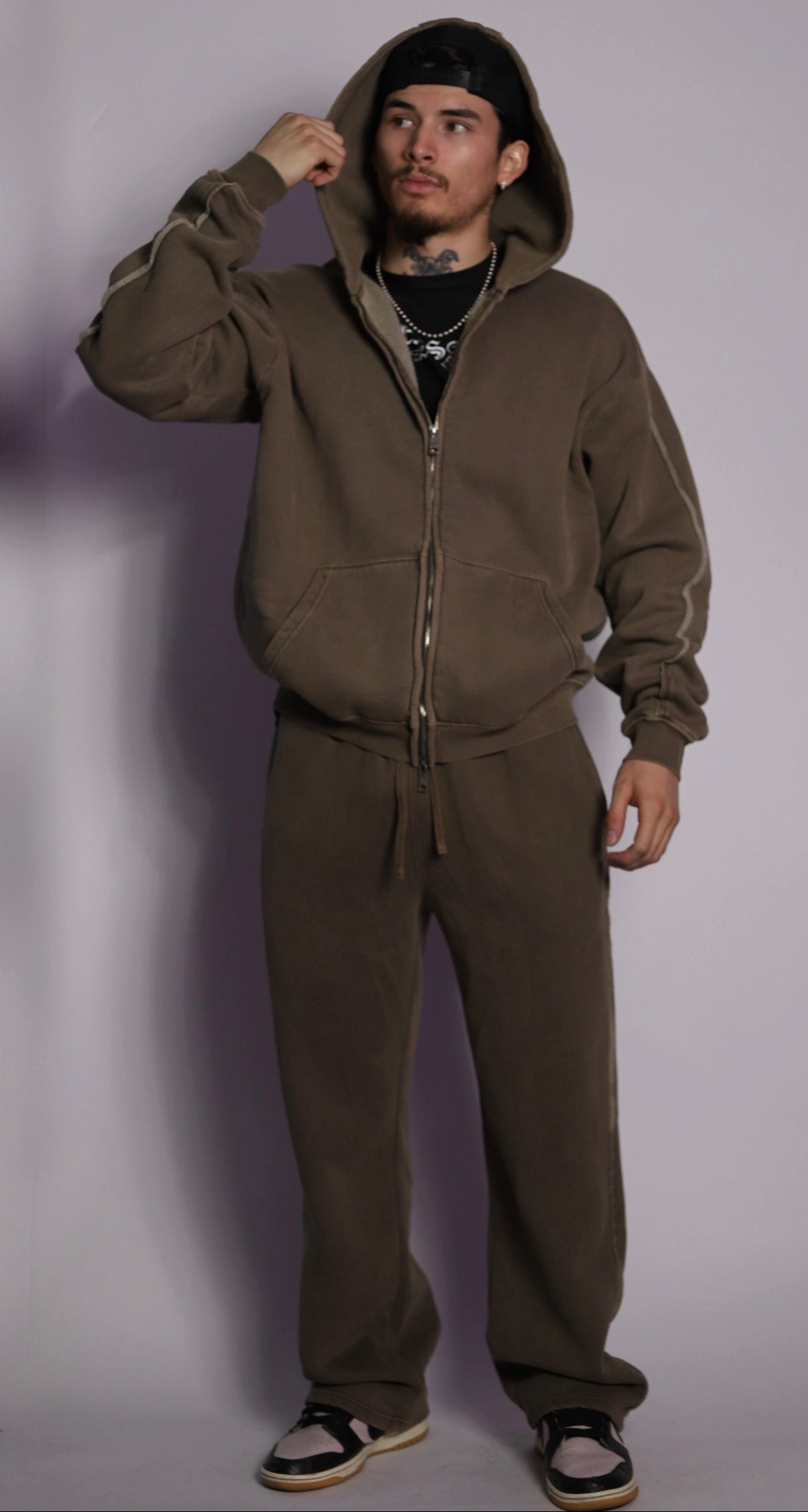 𝗘̘̚𝗿̘̚𝗿̘̚𝗼̘̚𝗿̘̚ 𝟰̘̚𝟬̘̚𝟰̘̚: Dawn - Fatal Error Set in Umber