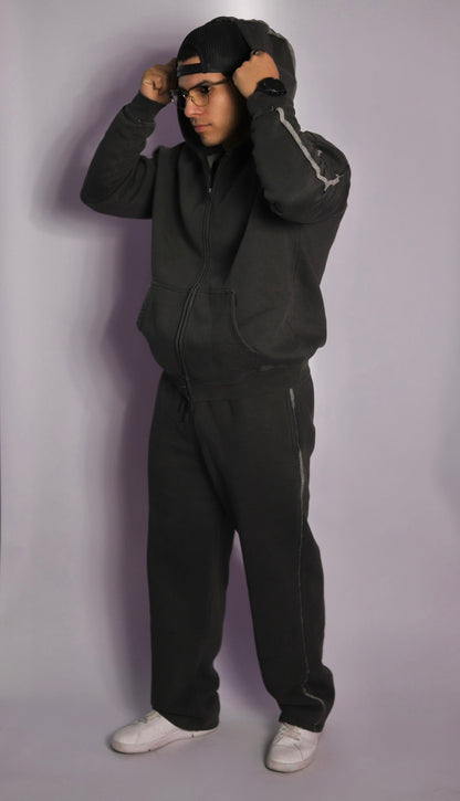 𝗘̘̚𝗿̘̚𝗿̘̚𝗼̘̚𝗿̘̚ 𝟰̘̚𝟬̘̚𝟰̘̚: Dawn - Fatal Error Set in Smoke