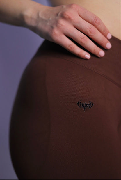 𝗘̘̚𝗿̘̚𝗿̘̚𝗼̘̚𝗿̘̚ 𝟰̘̚𝟬̘̚𝟰̘̚: Dawn - Nullweaver Leggings in Umber