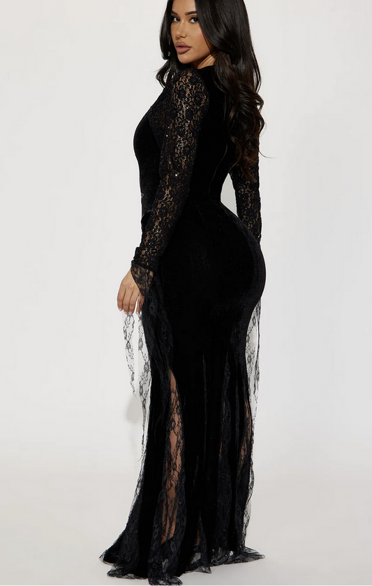 Enchanting Seductress